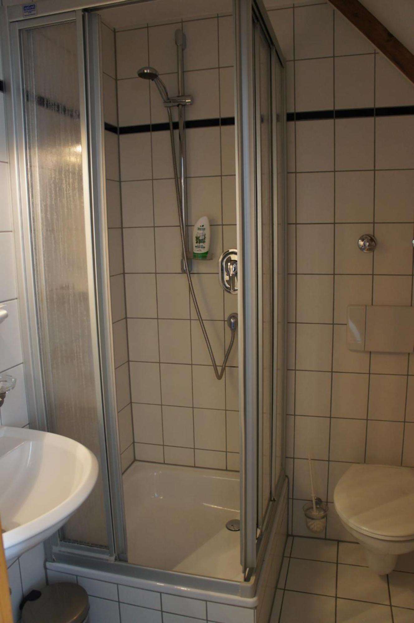 Hotel Schwarzer Adler Erlangen Room photo